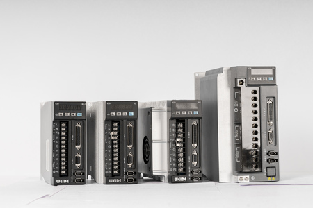 B2 Series AC Servo Driver-Universal